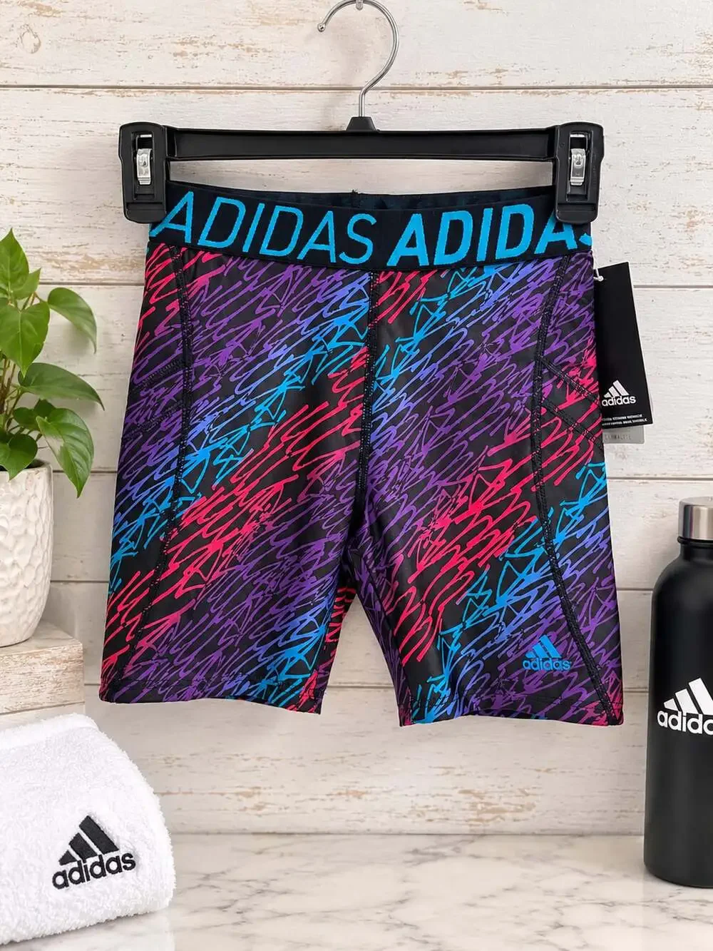 NWT Adidas Girls Destiny Printed Slider Size M Multi Graffiti Print Shorts $25
